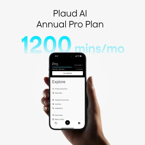 Plaud AI-Jahres-Pro-Tarif-Grafik mit einem Smartphone-Bildschirm, der 1200 Min./Monat und Abonnementdetails anzeigt